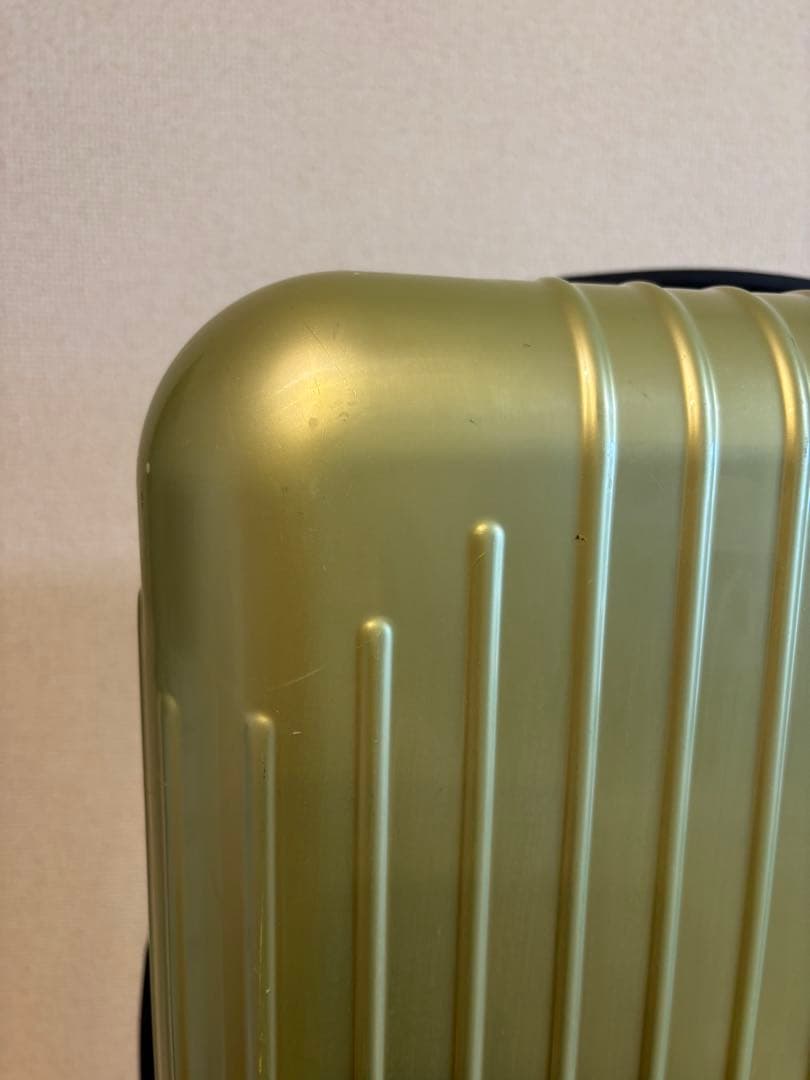 美品　RIMOWA 65L リモワ サルサエアー 4輪　ライムグリーン　超軽量