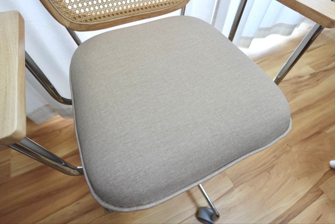 LOWYA ラタン調デスクチェア