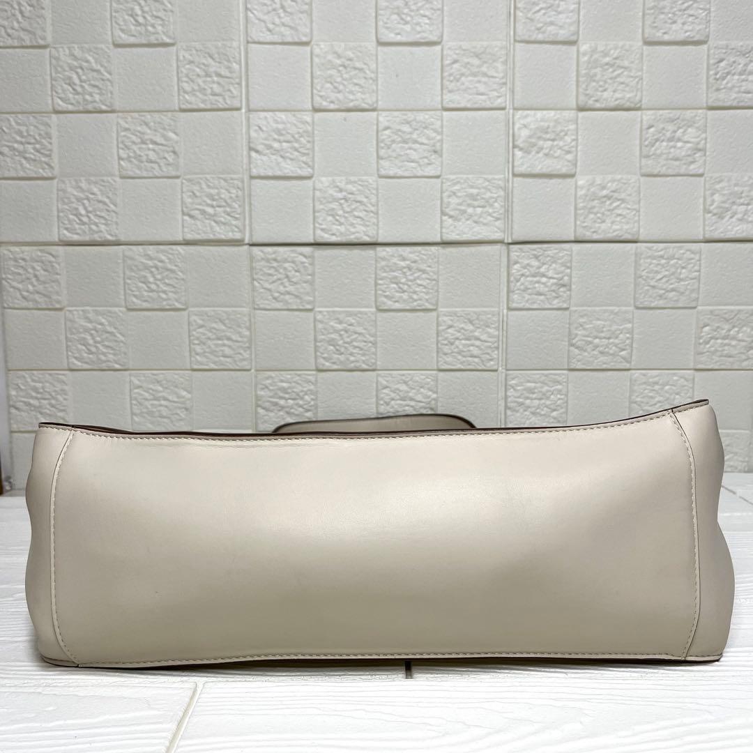 ✨未使用級✨☘️ステラマッカートニー☘️✨トートバッグ✨パンチングロゴ✨ポーチ付き✨