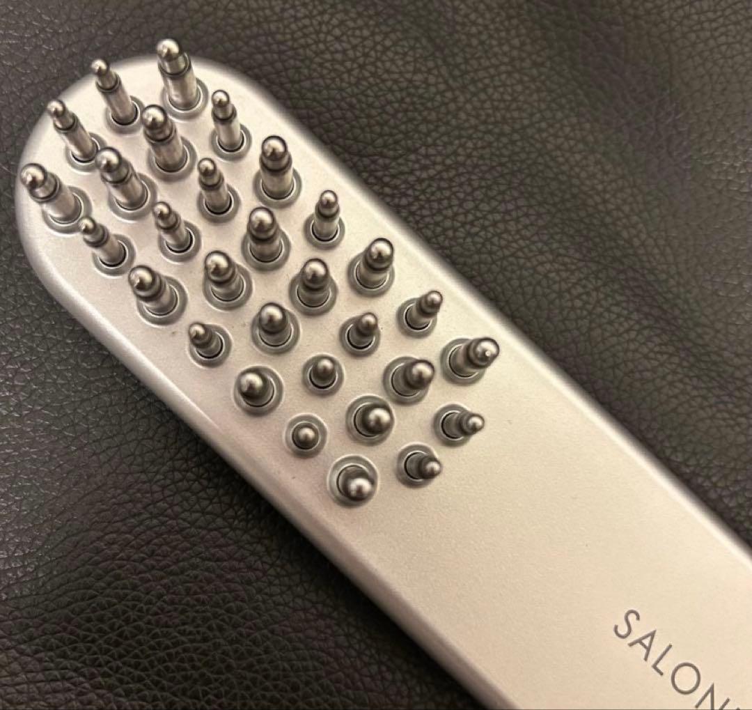 サロニア　SALONIA EMS リフトブラシ　美顔器 SAL22206SL