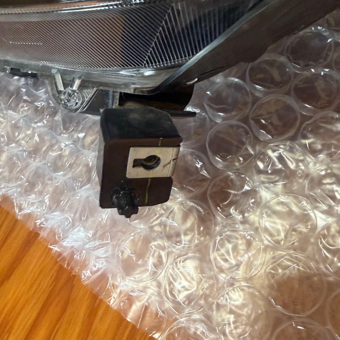 ホンダ　 CR-V 左ヘッドライト