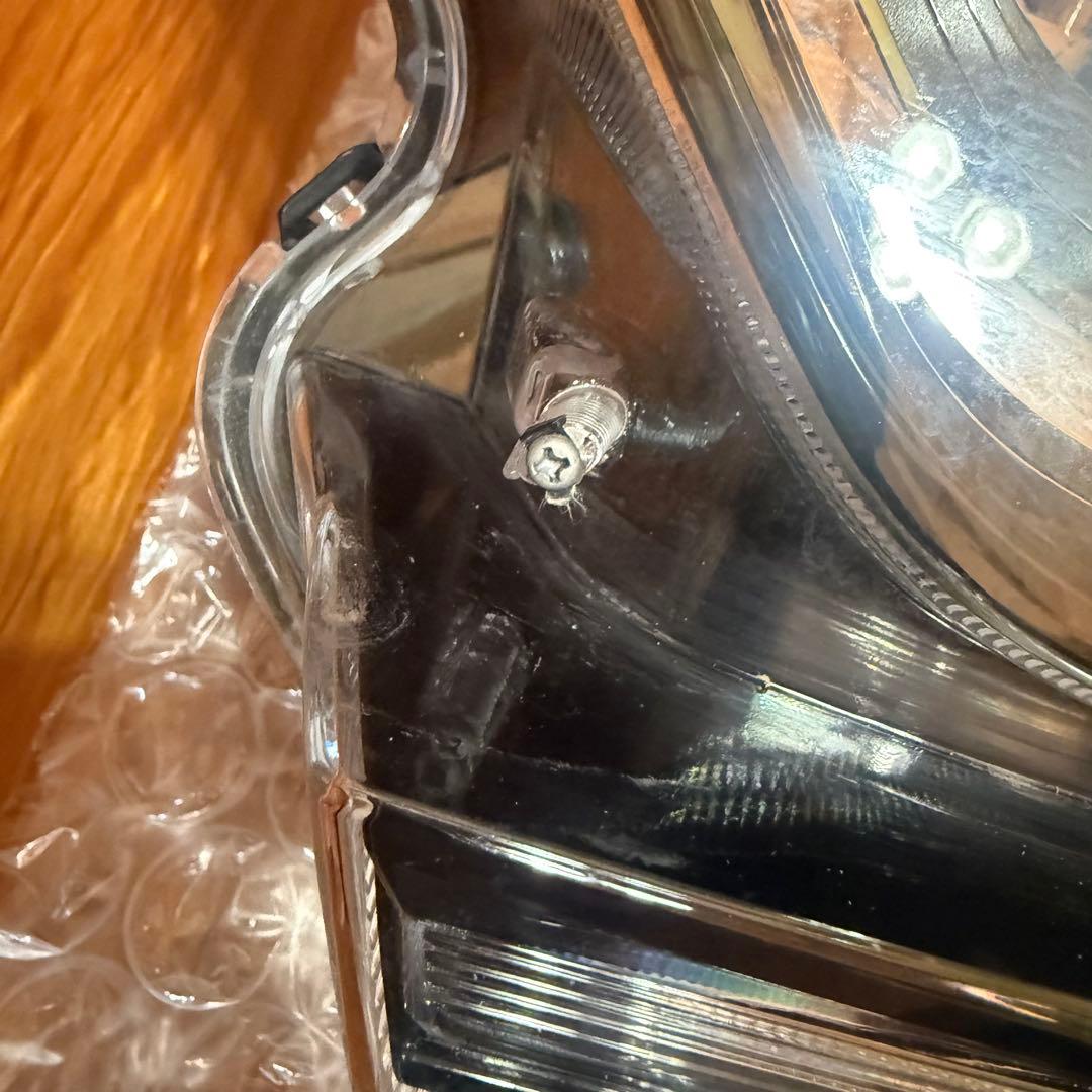 ホンダ　 CR-V 左ヘッドライト