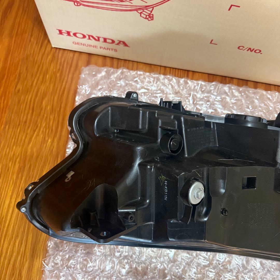 ホンダ　 CR-V 左ヘッドライト