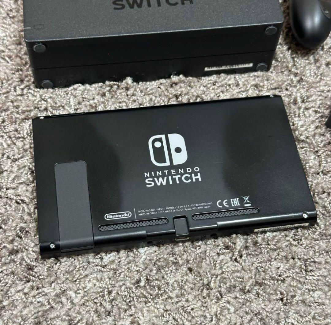 Switch 本体 2017年製 Switchソフト　スマブラDL済み
