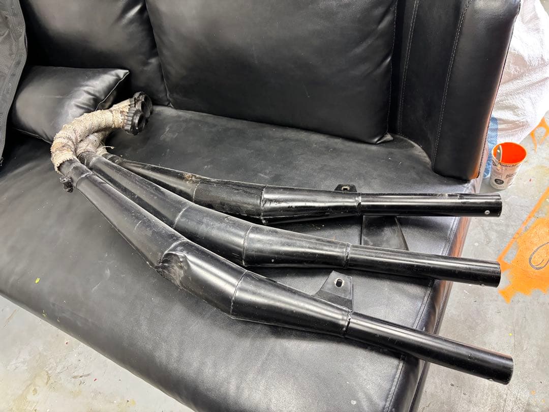 GT550 マフラー チャンバ