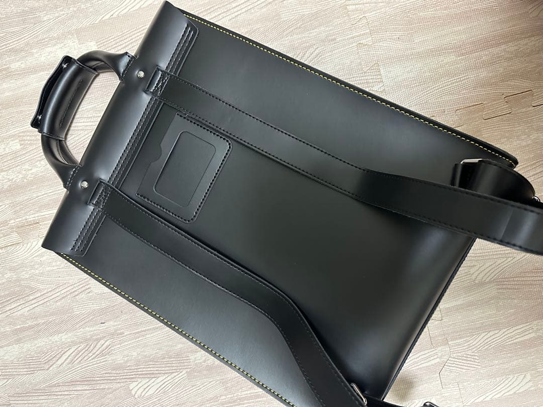 【美品】Dr. Martens ブラックレザー バックパック