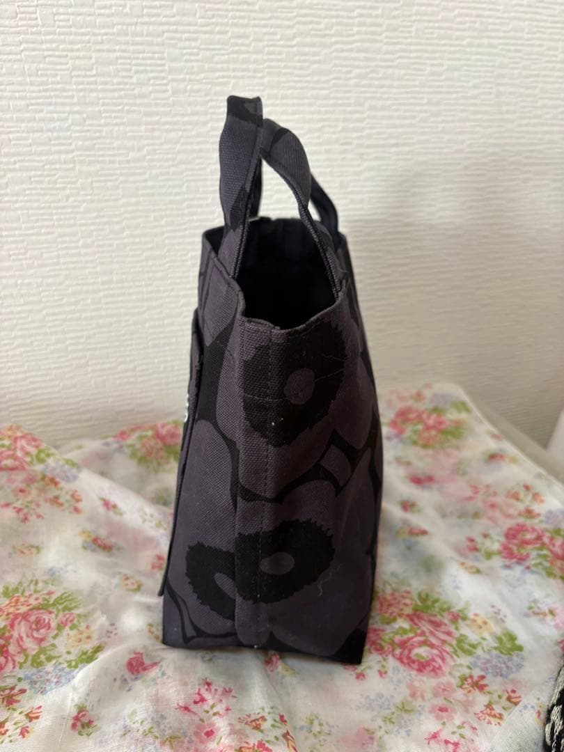日本限定カラー マリメッコ ミニトートバッグ ウニッコ ブラック　国内正規品
