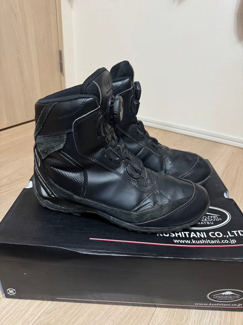 クシタニ　バイク用ブーツ　アドーネシューズ　K-4567