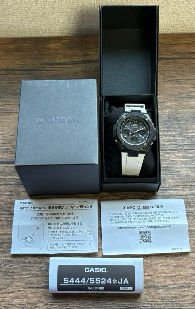 美品 G-SHOCK GST-W110MS-7AJF 電波ソーラー Gスチール