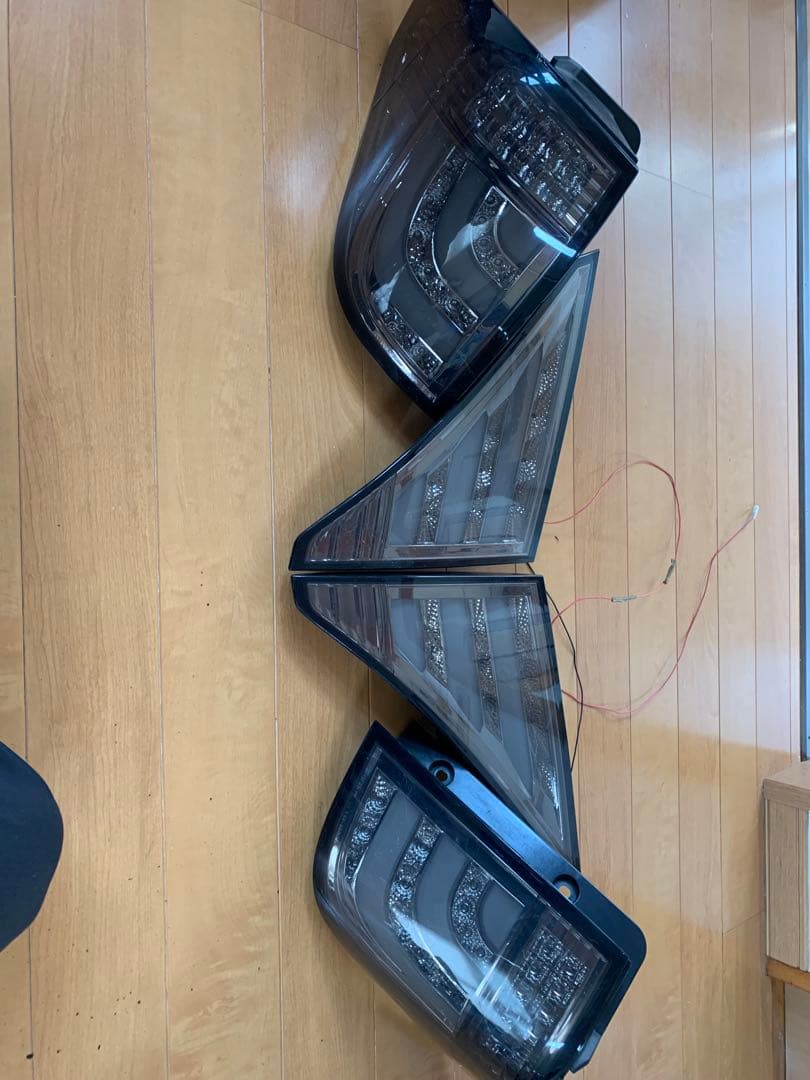 g*u様 20VELLFIRE スモークLEDテールランプ