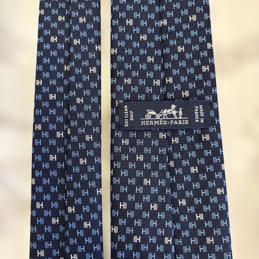 【箱&カード&リボン付】HERMES ネクタイ　ファソネ　ネイビー　紺色　H柄