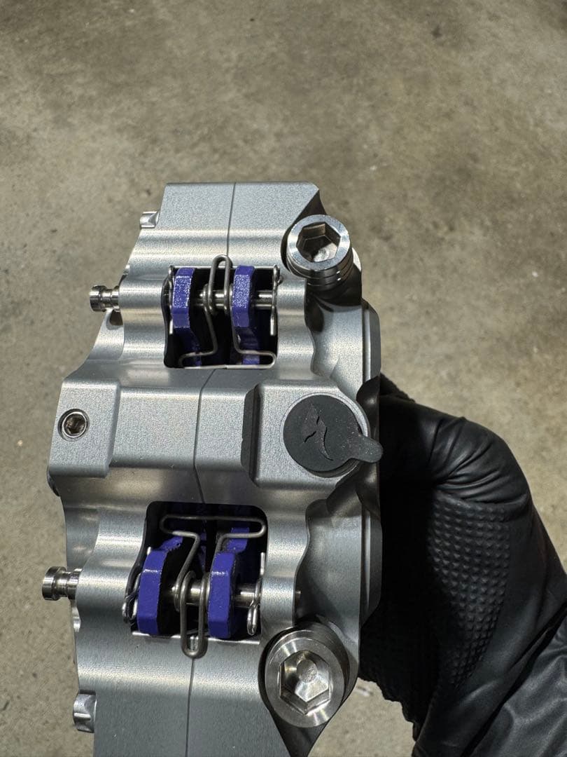 モンキー　Frando フランド スモール4POTラジアルマウントキャリパー