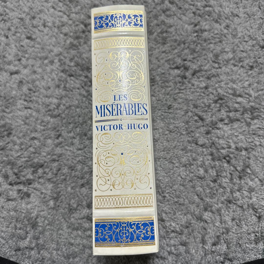Les Miserables Barnes & Noble ハードカバー
