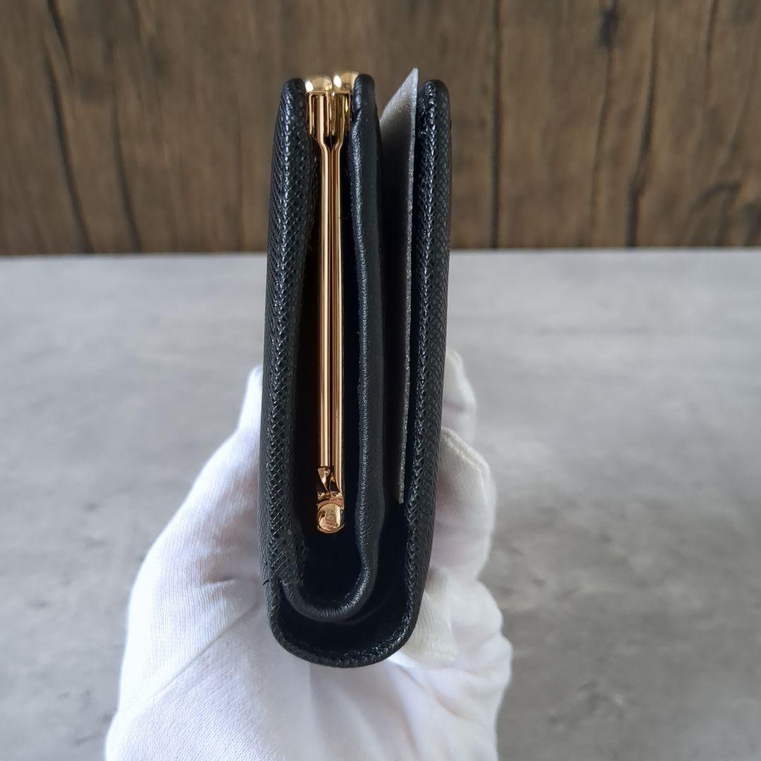 【新品】ヴィヴィアンウエストウッド　二つ折り財布　989VW706