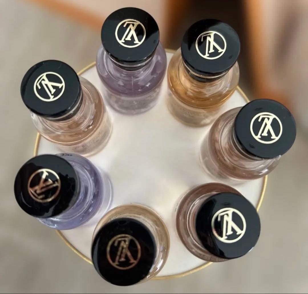 【新品未使用】Louis Vuitton ミニチュア香水セット 【値下げ不可】