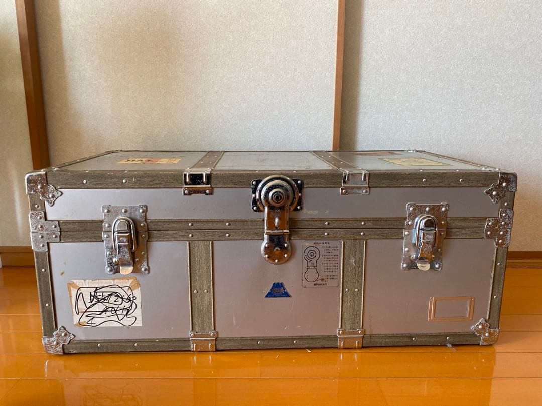 KOWA アルミ製シルバートランク(鍵付き)