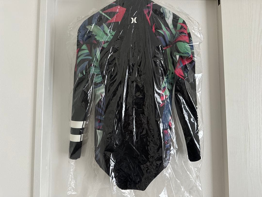 新品半額　Hurley♡ハーレー ウエットスーツ ロンスプ レディース　タッパー