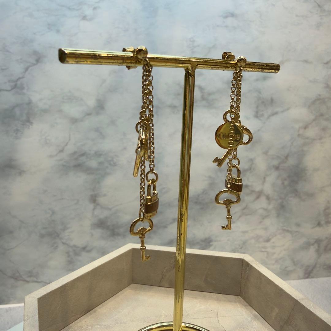 Chloe ピアス ゴールド パディントン 南京錠 カナデ 鍵 ゆれる チャーム