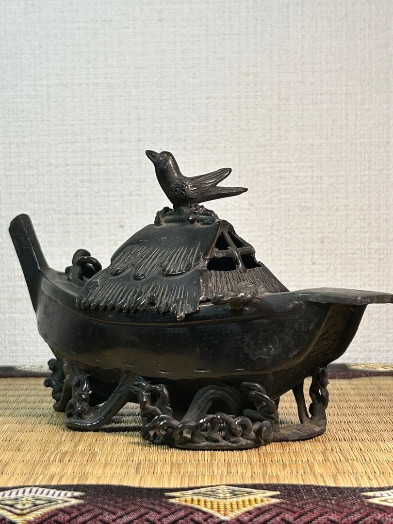 銅製香炉　舟と千鳥