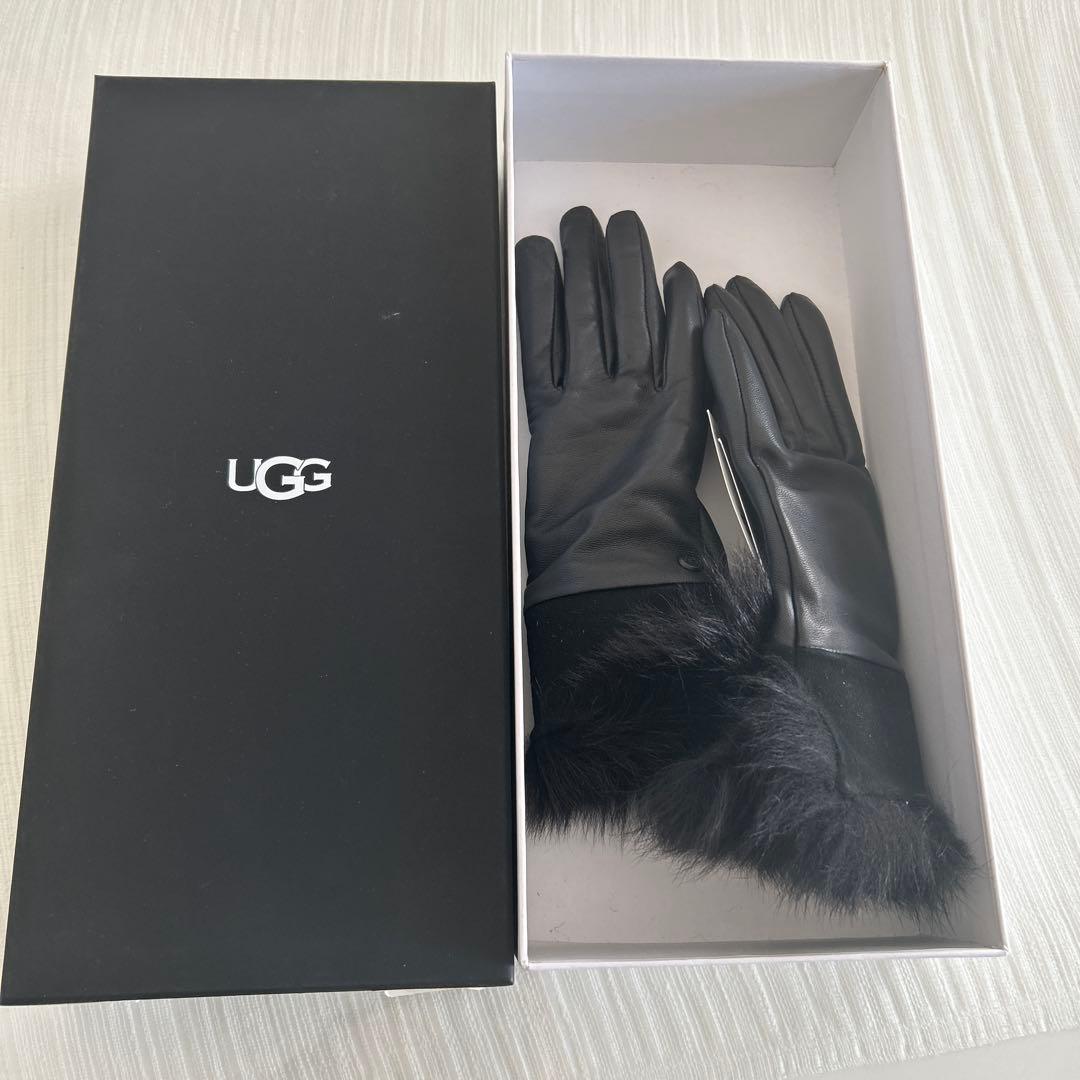 UGG【新品未使用品】Wレザースエードファー付き手袋 M ブラック