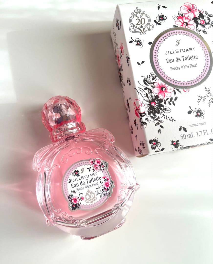 ジルシュチュアート ピーチーホワイトフローラル オードトワレ 50ml ♡♡♡