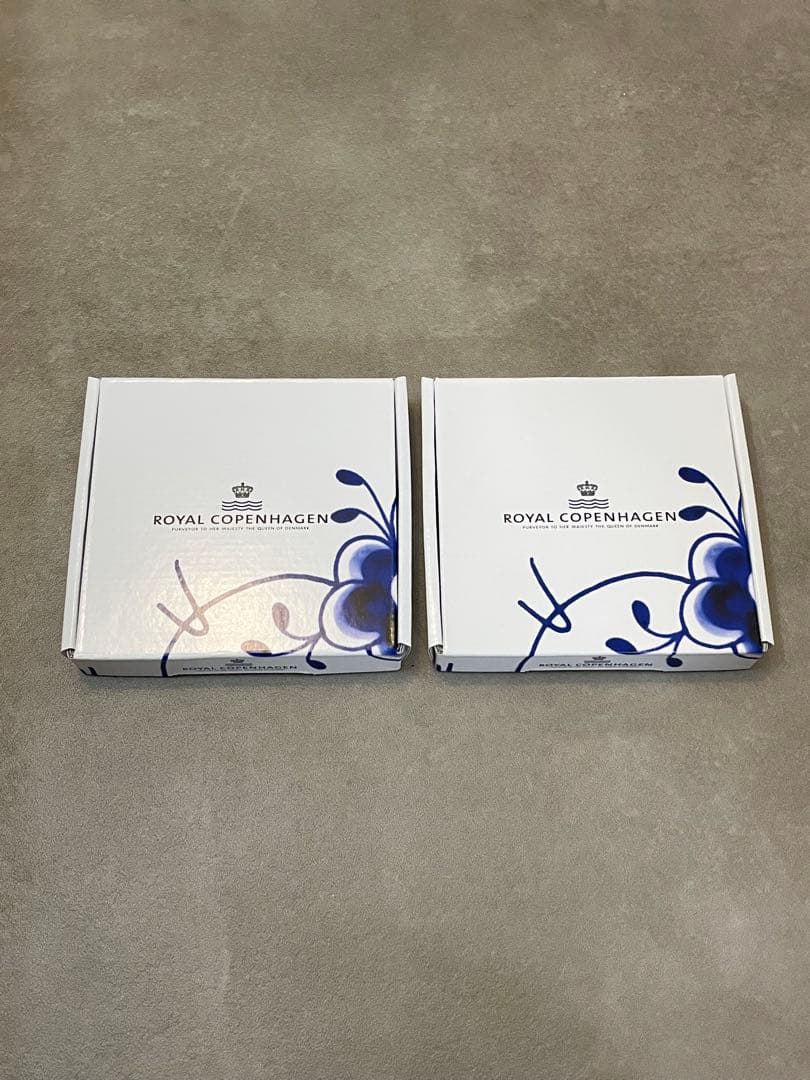 ロイヤルコペンハーゲン ブルーフルーテッド メガ スモール スクエアディッシュ