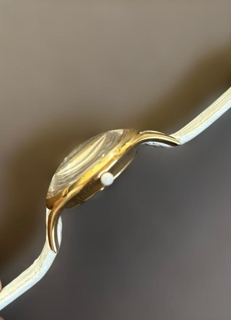 Ritmo Latino ゴールド文字盤 腕時計