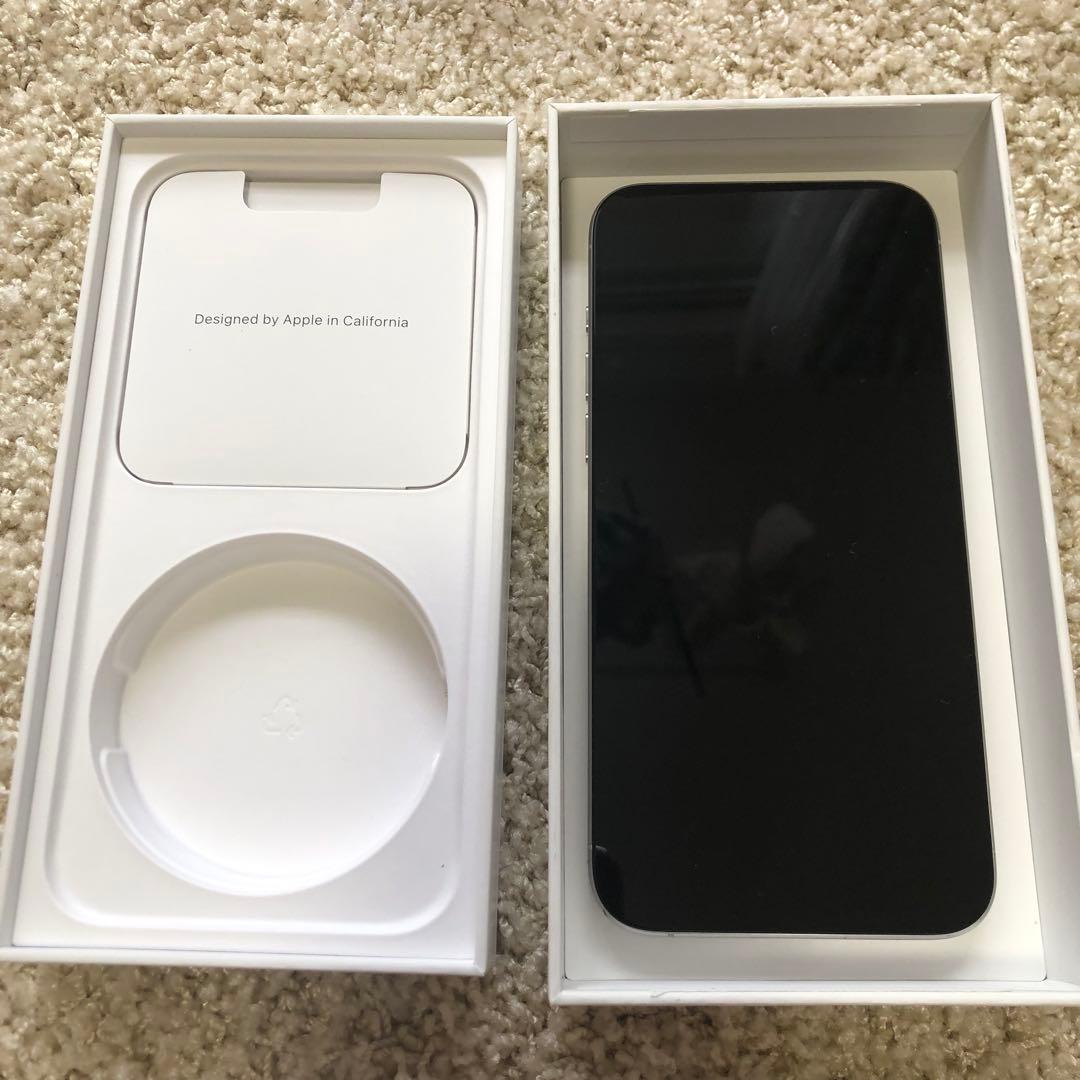 【24時間以内発送】iPhone15promax 1TB ホワイト 本体