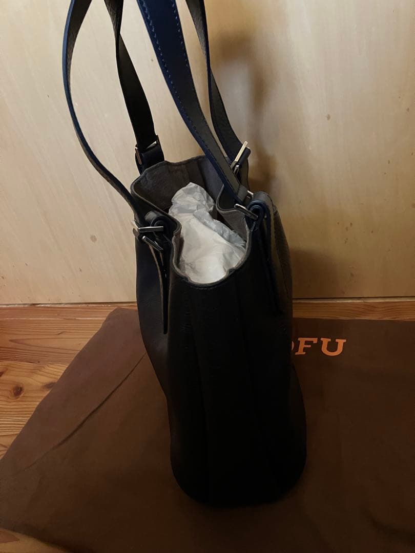 ヒロフ　HIROFU 【ソーロ】　レザートートバッグ　M 2WAY