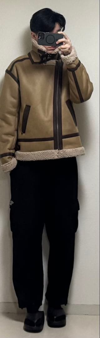 Alpha Industries B-3ライダース フェイクムートン