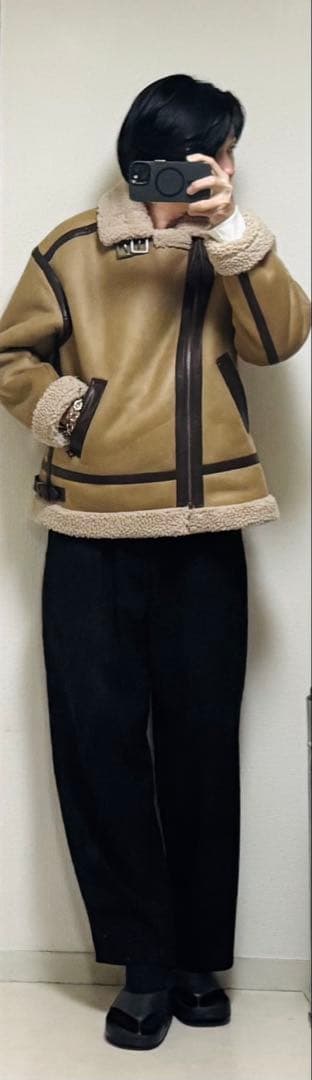 Alpha Industries B-3ライダース フェイクムートン