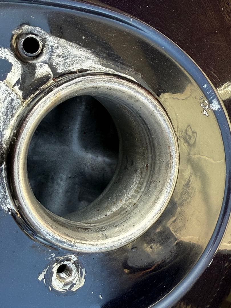 ゼファー1100 純正ガソリンタンク　純正紫色