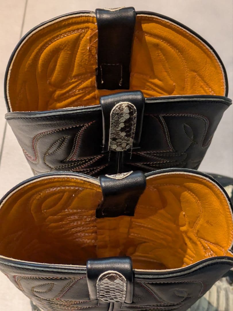 オーダーメイドパイソンレザーウエスタンブーツ 　 25.5cmEEE