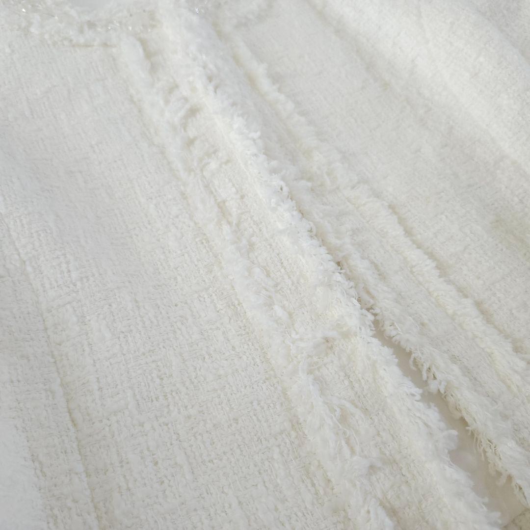 美品 ANAYI ビジュー付きツイードノーカラージャケット ホワイト 38サイズ