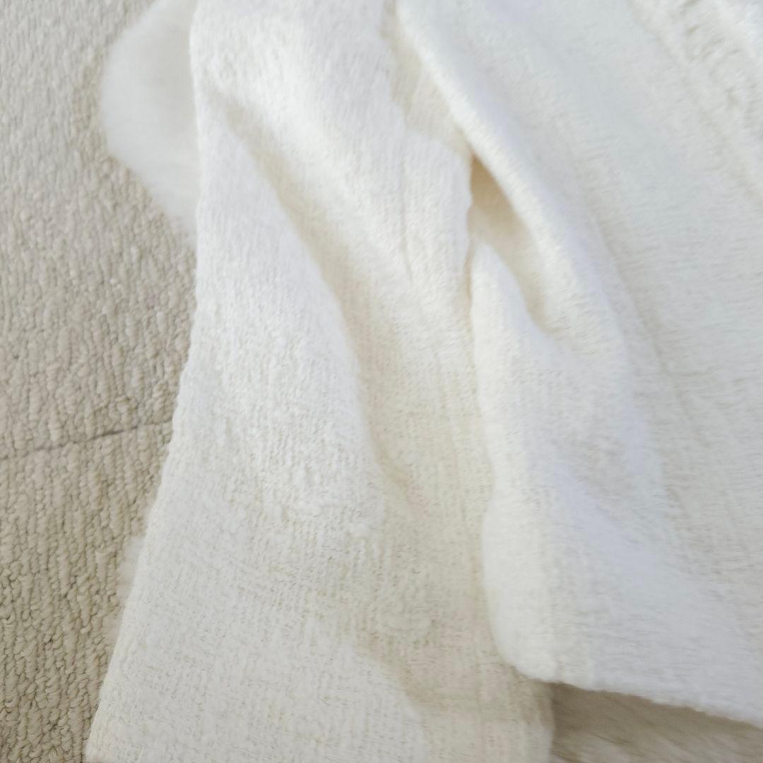 美品 ANAYI ビジュー付きツイードノーカラージャケット ホワイト 38サイズ