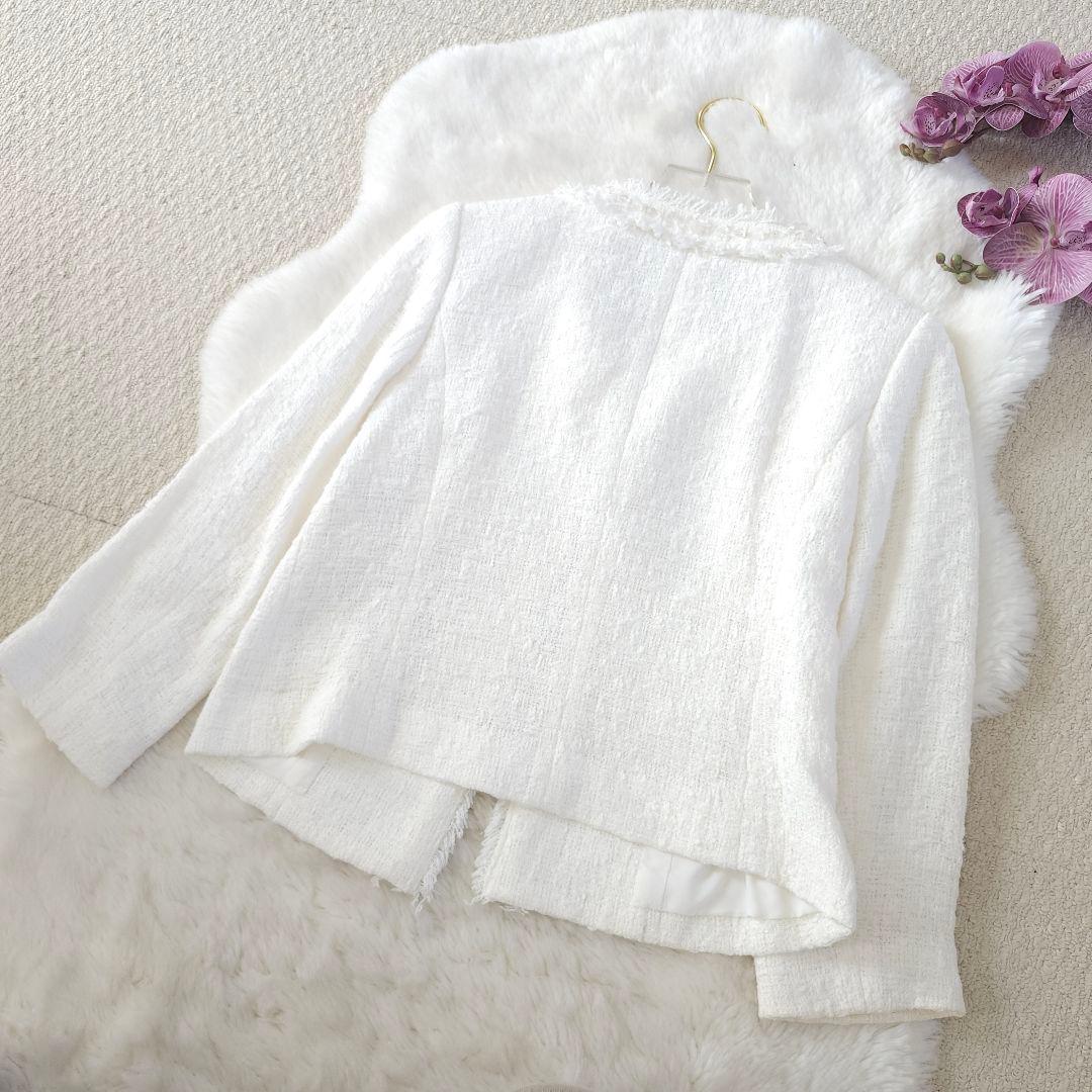 美品 ANAYI ビジュー付きツイードノーカラージャケット ホワイト 38サイズ