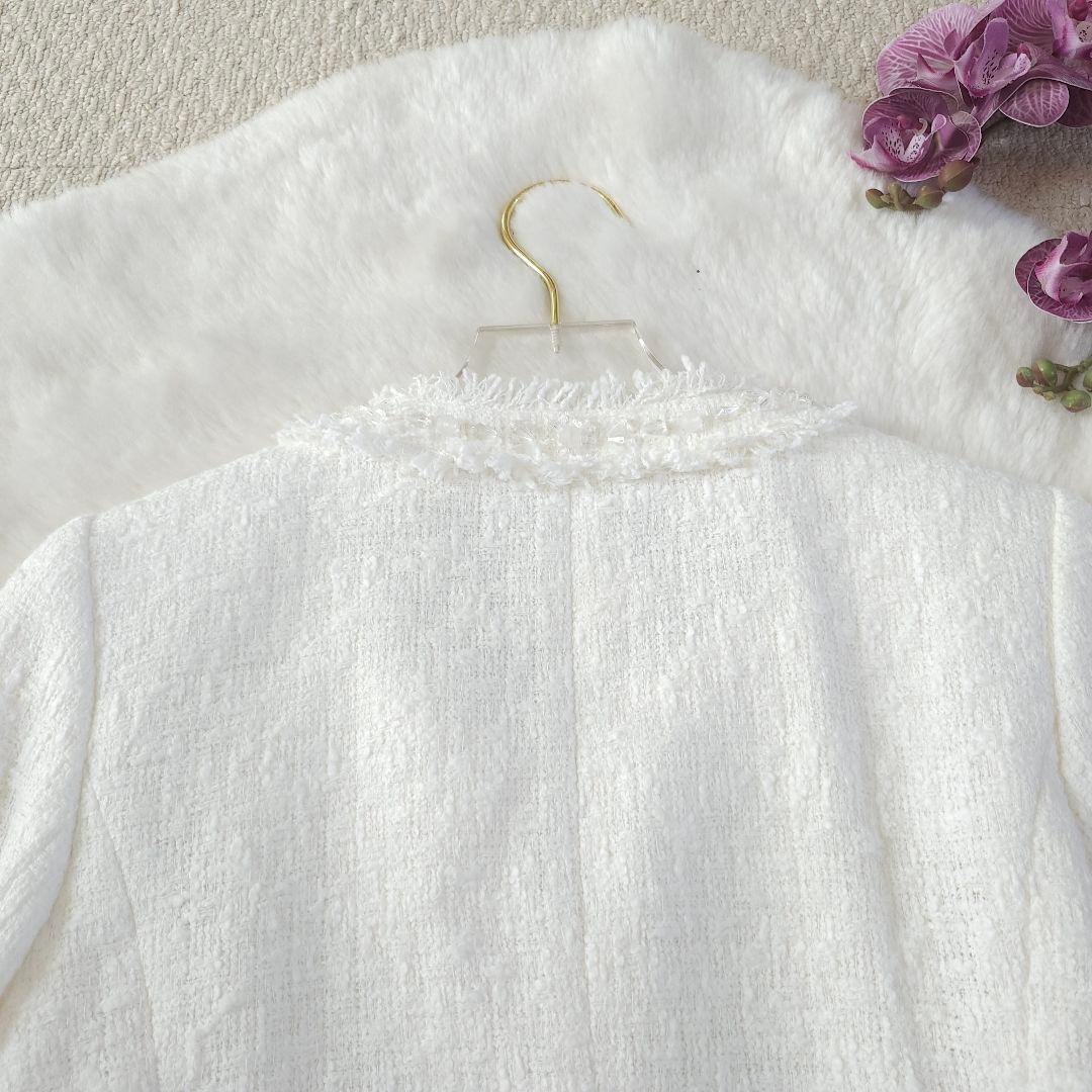 美品 ANAYI ビジュー付きツイードノーカラージャケット ホワイト 38サイズ