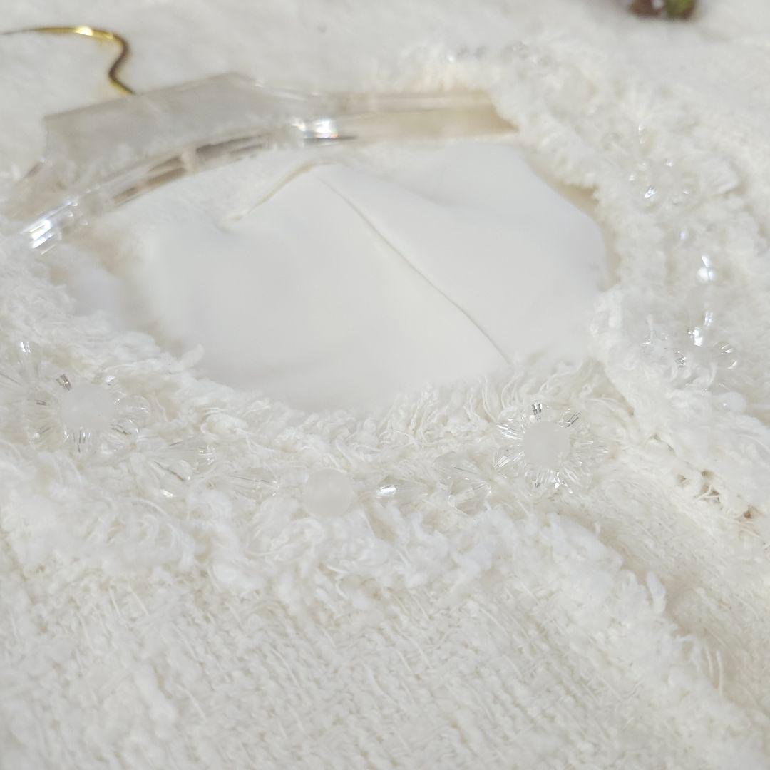 美品 ANAYI ビジュー付きツイードノーカラージャケット ホワイト 38サイズ