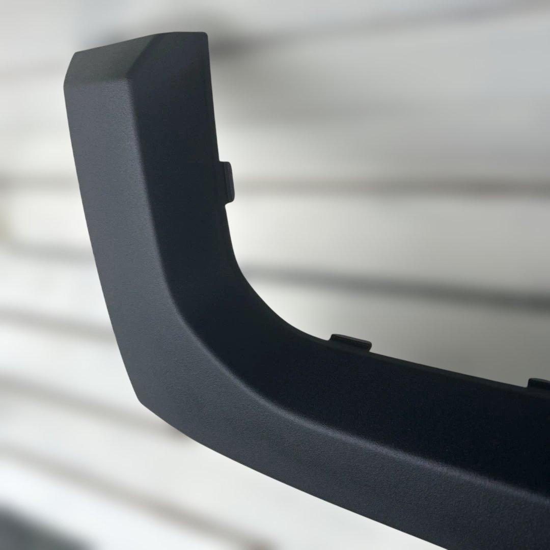 三菱デリカD5MC前フロントエクステンションバンパーチッピング塗装