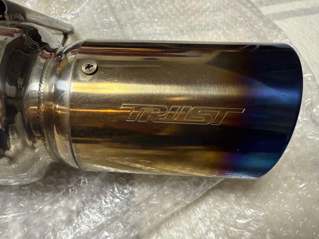 10アルファード　TRUSTマフラー
