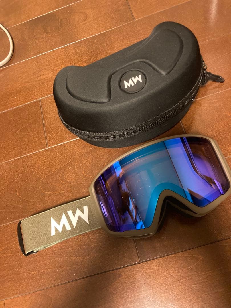 MESSY WEEKEND XEp ハードケース付き