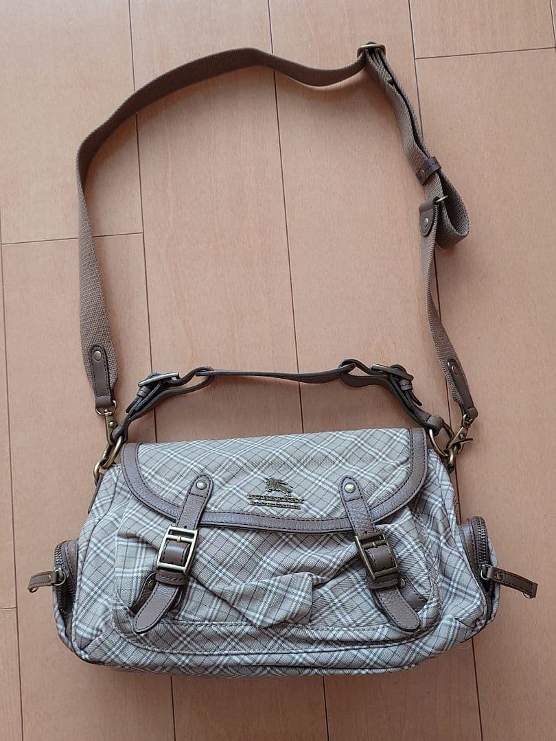 バーバリーブルーレーベル　2ウエイ ショルダーバッグ