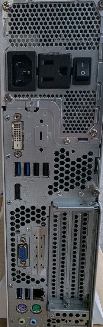 【休日限定値引】Fujitsu ESPRIMO デスクトップパソコン　中古