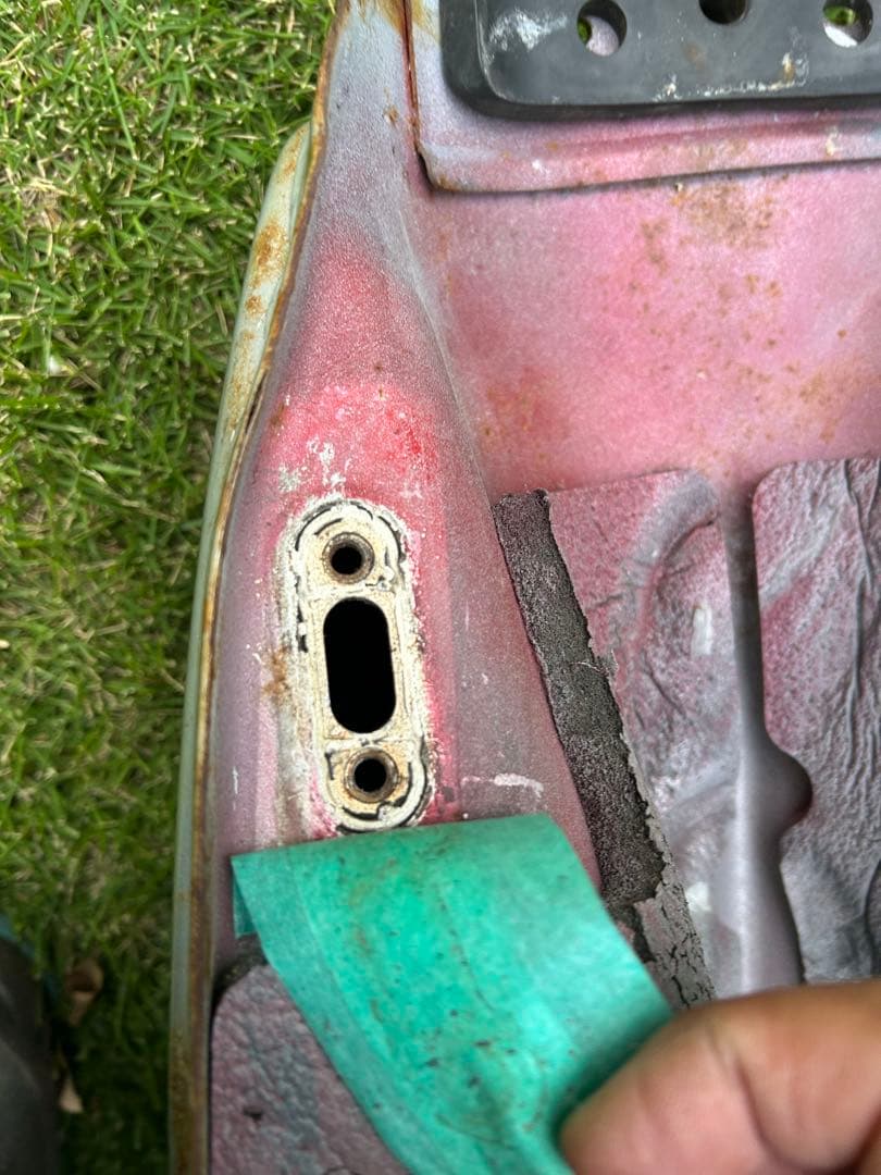 ヤマハ　ブロンコ　ガソリンタンク