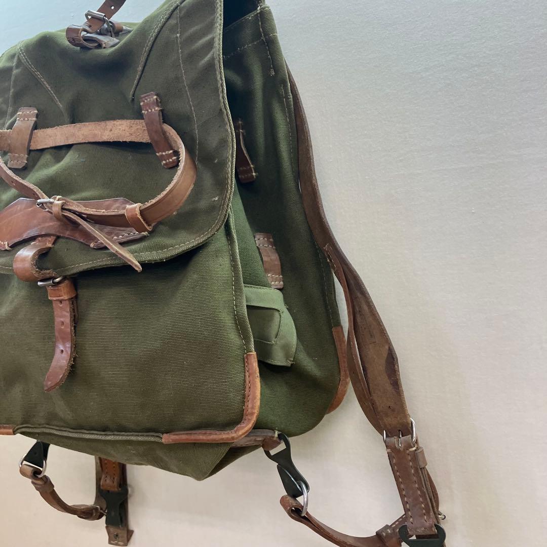 【EUROミリタリー】VINTAGEルーマニアマウンテンバッグ