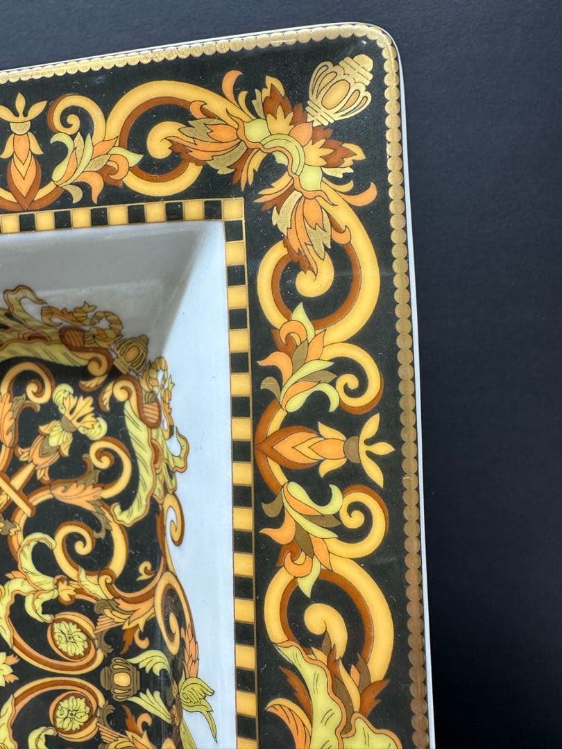 Versaceヴェルサーチ　お皿セット2枚