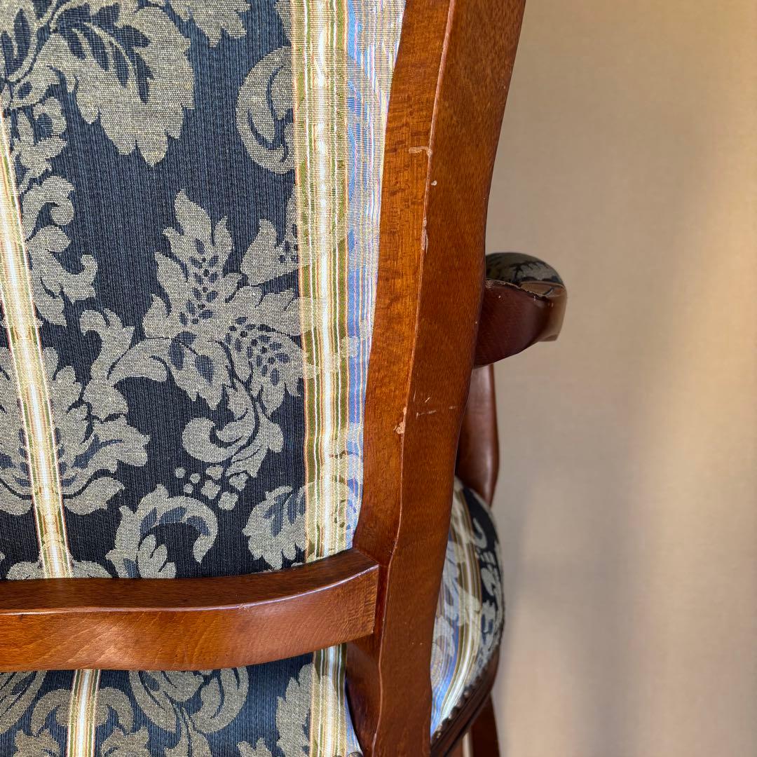 イタリア製 猫脚 アンティーク アームチェア クラシック 鋲打ち 1脚