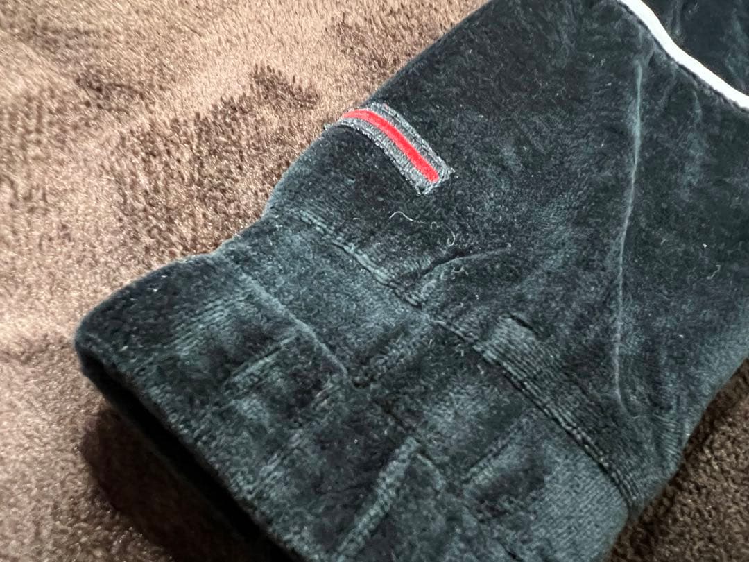 新品⭐️FUBU ベロア風　ジャケット&パンツ　4T約110cm★kfu56