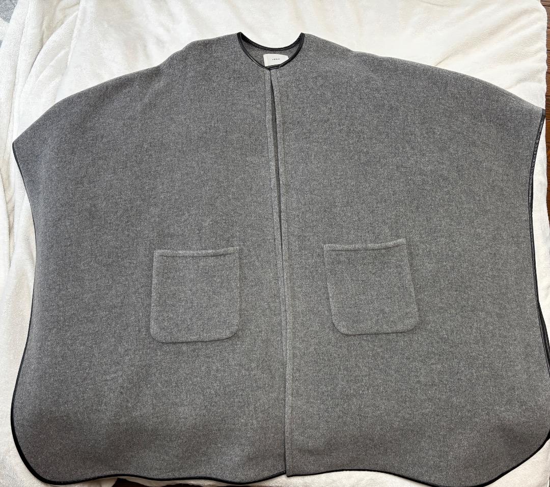 グレー ポンチョスタイル ケープコート