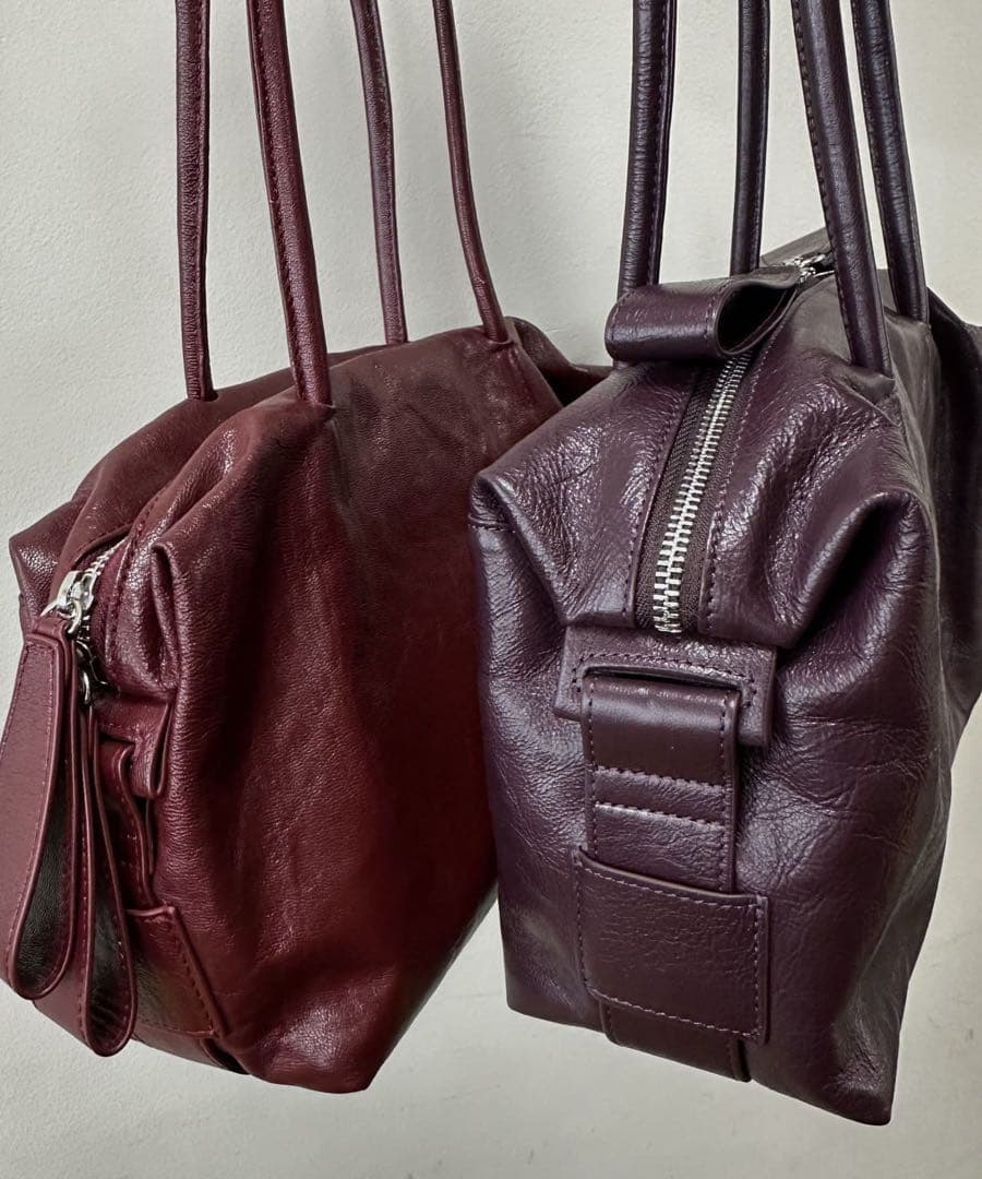 新品タグ付き　イア パピヨネ　本革・軽量ロングハンドルボストンバッグ